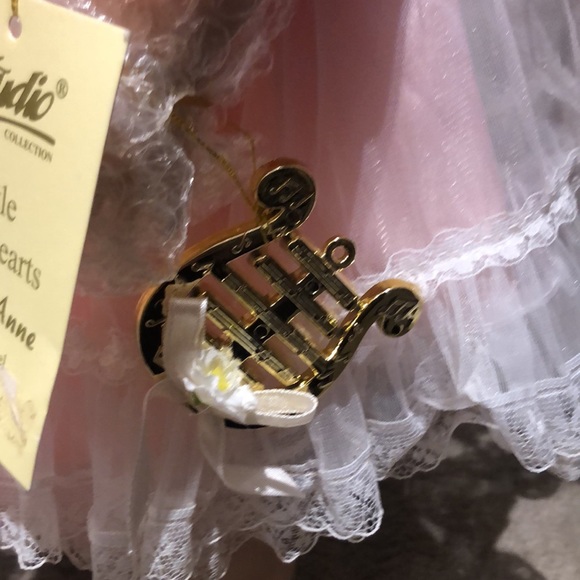 Gorgeous porcelain face baby doll Beautiful red hair adorned w a floral wreath - Picture 4 of 9